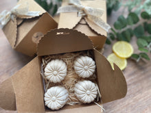 Aromatherapy shower steamer gift box