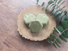 natural shampoo bar
