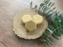 natural shampoo bar