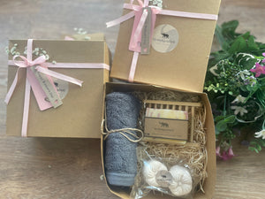 Mother's Day Mini hamper set.