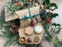 A Christmas set including natural solid shampoo and conditioner bar 