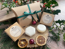 A Christmas set including natural solid shampoo and conditioner bar 