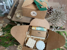 Christmas Soap and Shower Steamer Gift Box